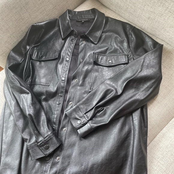 Leather jacket - Picture 3 of 3